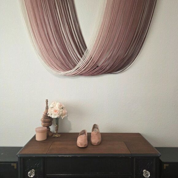 TOMS Sand Pink Suede Leather Wrap Women's Classics Alpargatas Sz 8.5 - Picture 2 of 8